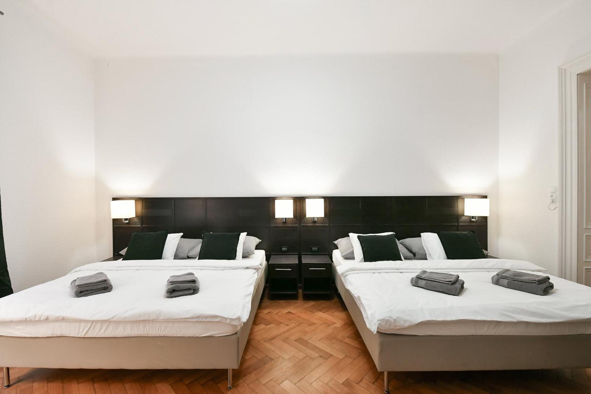 Wsp Petrin Garden Apartments Прага Экстерьер фото