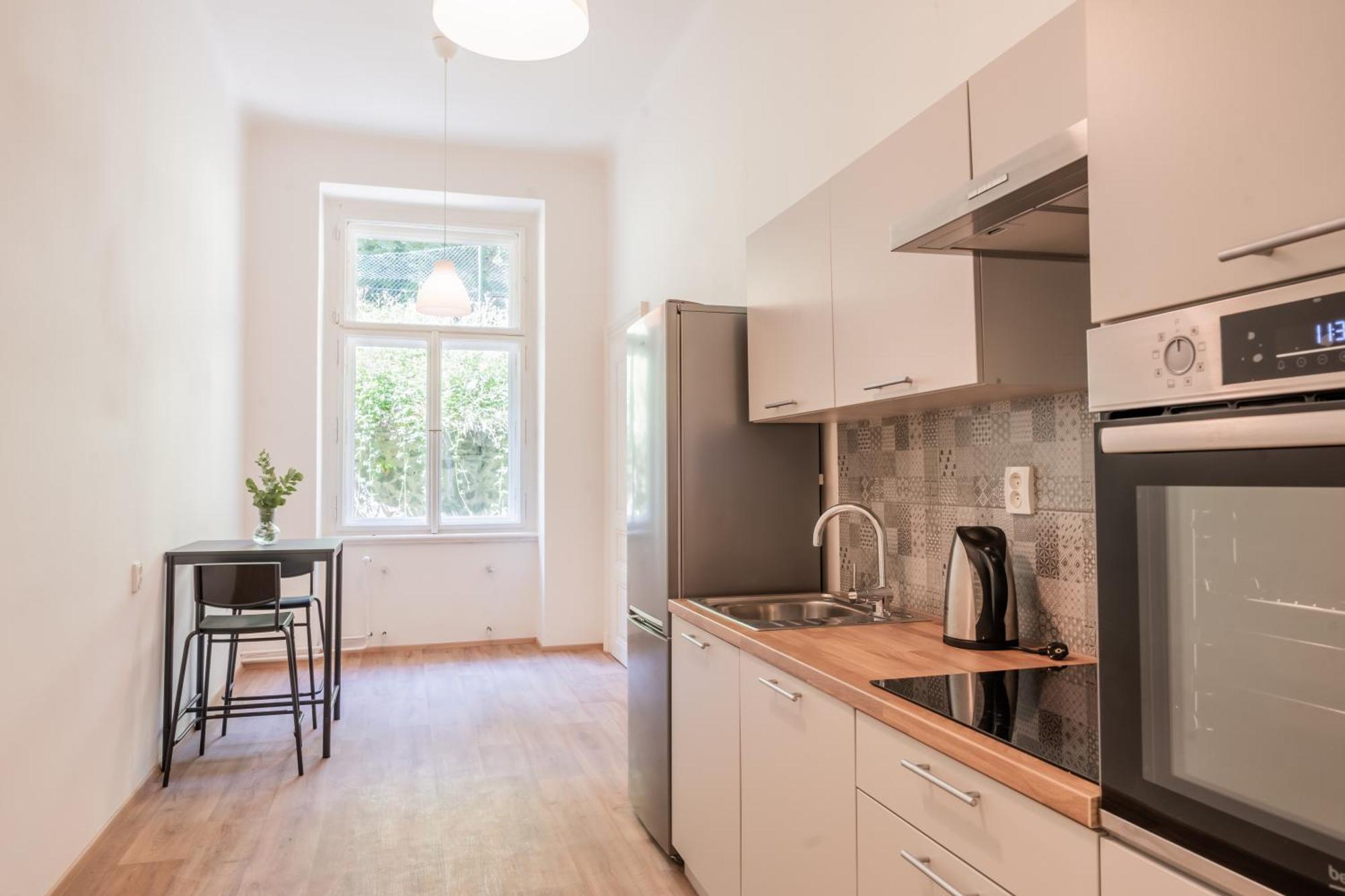 Wsp Petrin Garden Apartments Прага Экстерьер фото