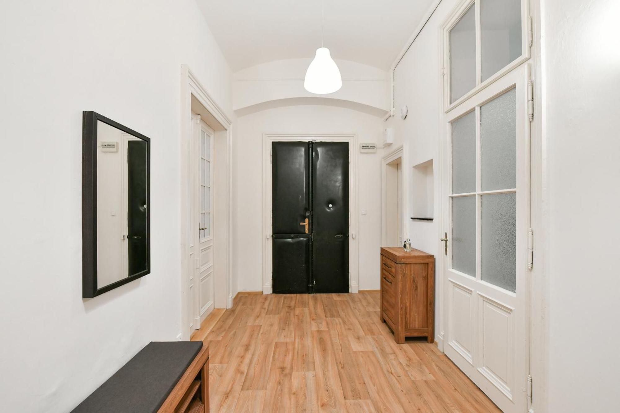 Wsp Petrin Garden Apartments Прага Экстерьер фото