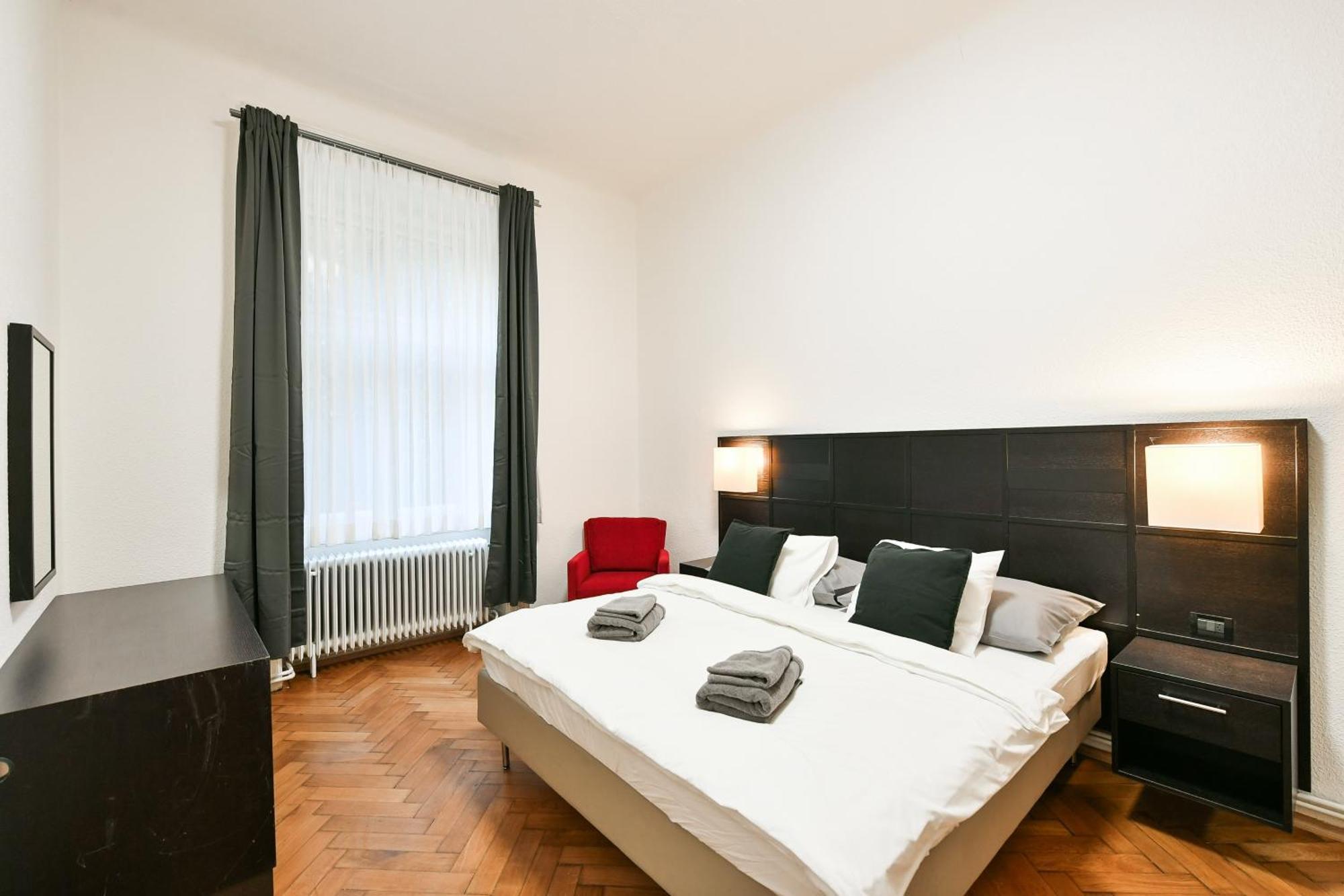 Wsp Petrin Garden Apartments Прага Экстерьер фото