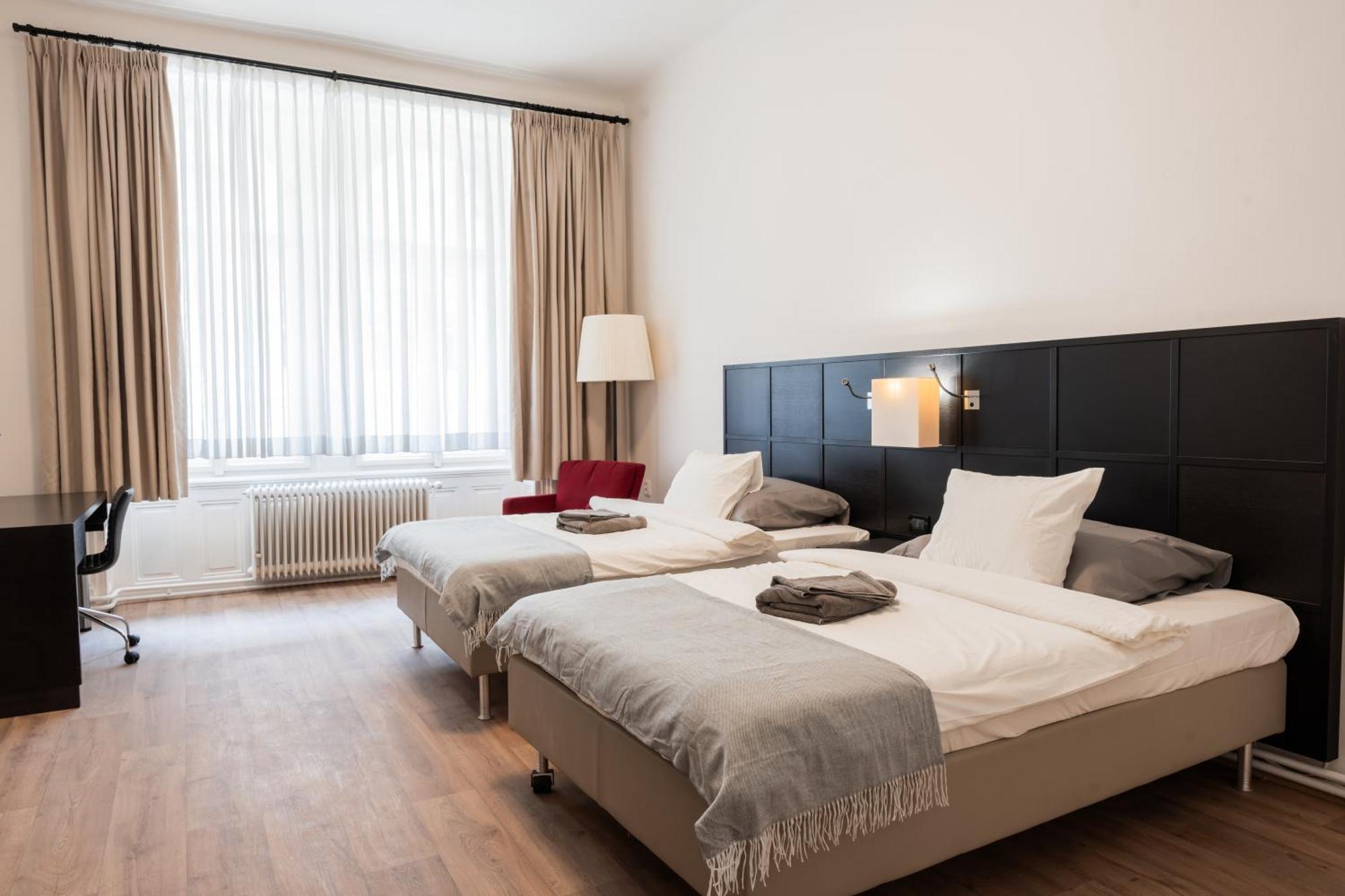 Wsp Petrin Garden Apartments Прага Экстерьер фото