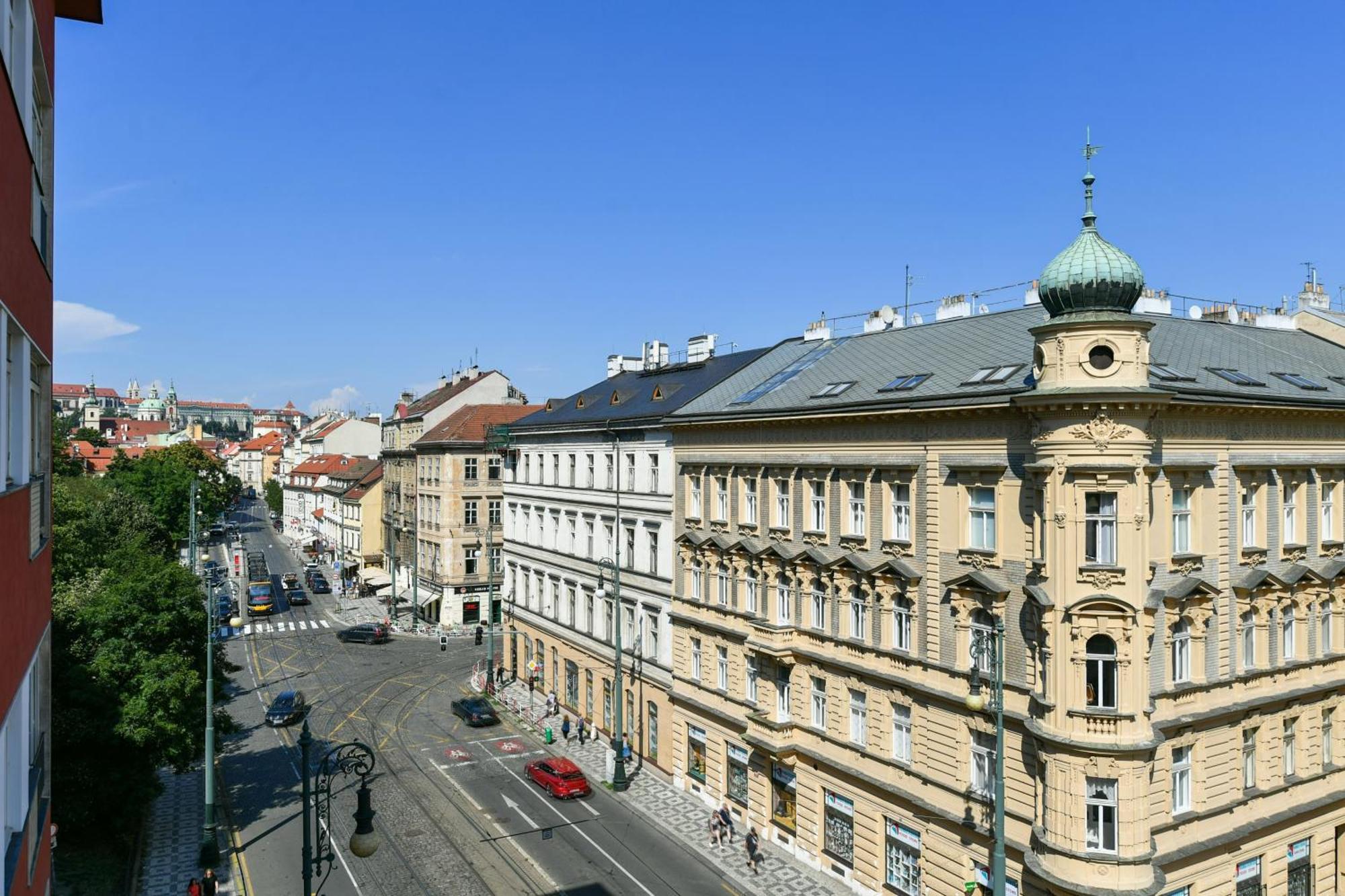 Wsp Petrin Garden Apartments Прага Экстерьер фото