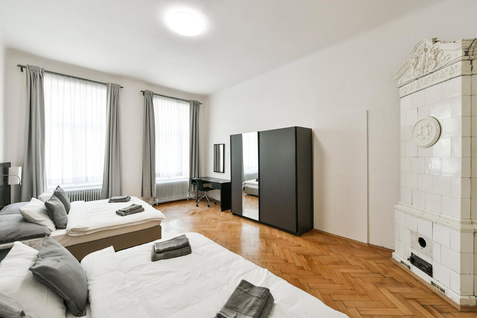 Wsp Petrin Garden Apartments Прага Экстерьер фото