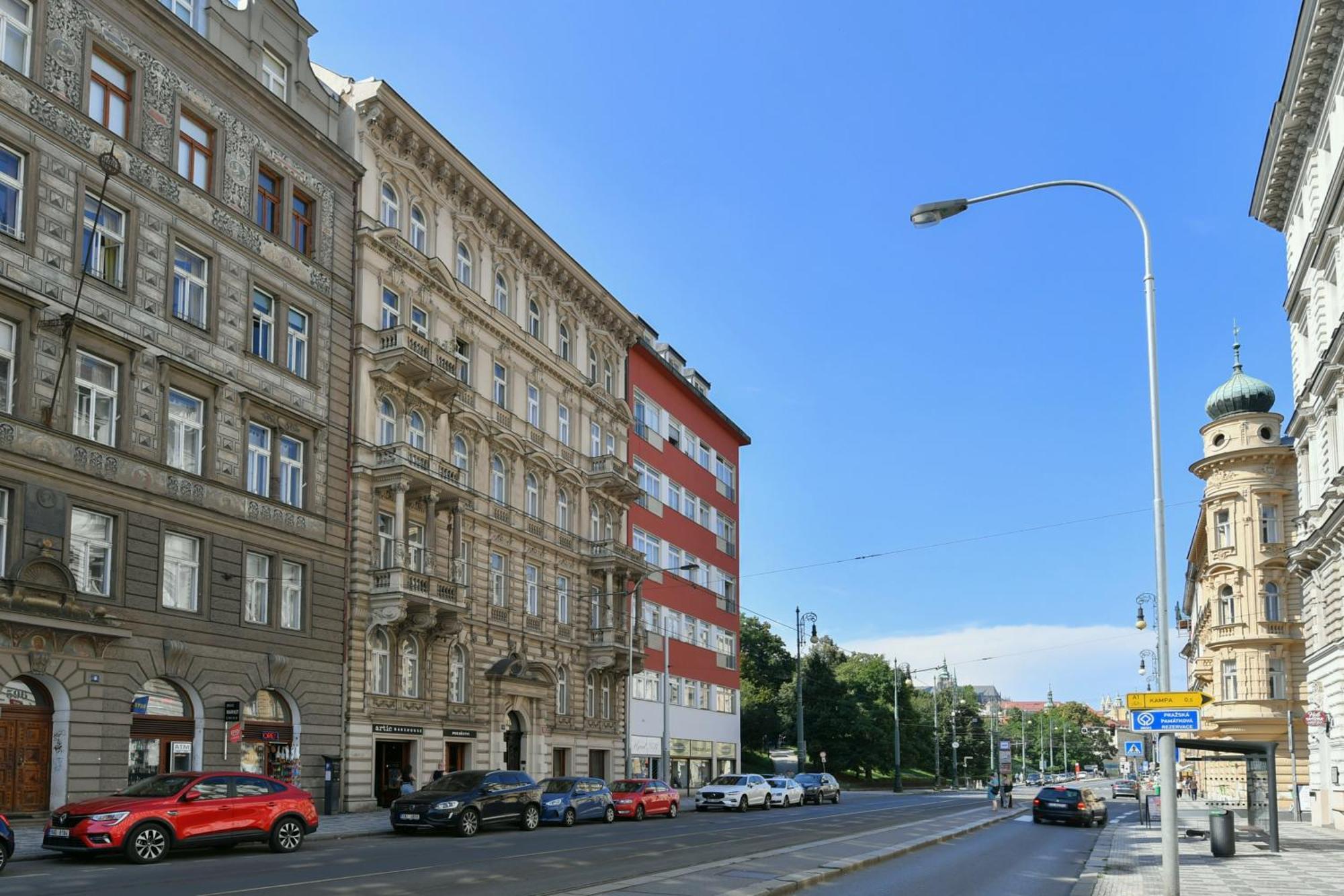 Wsp Petrin Garden Apartments Прага Экстерьер фото