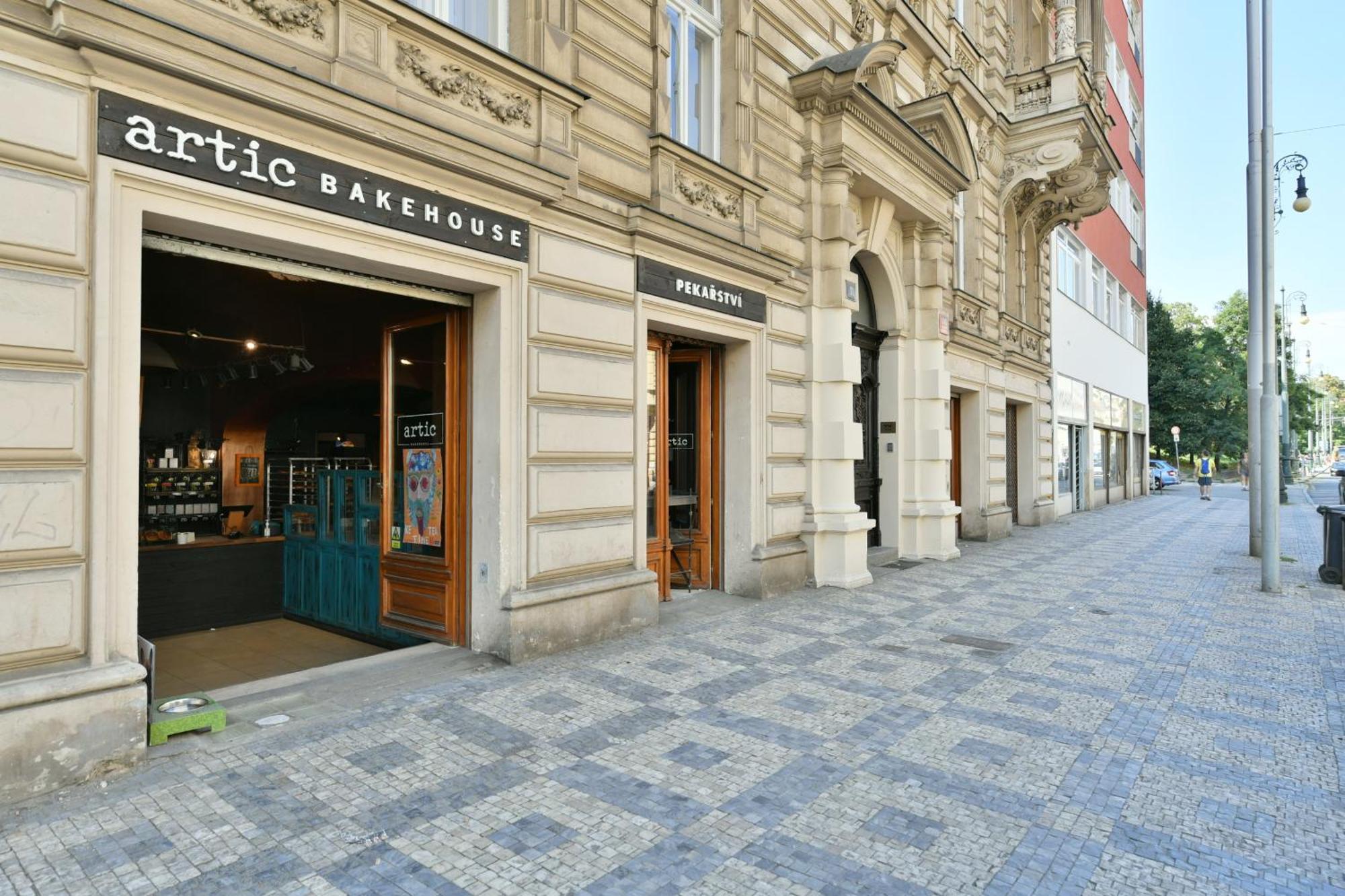 Wsp Petrin Garden Apartments Прага Экстерьер фото